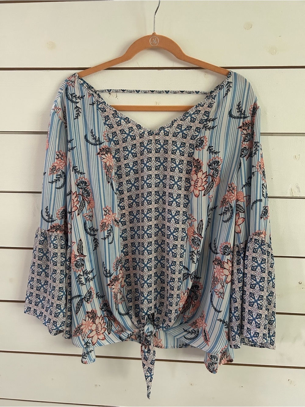 Zac & Rachel XL Blue Floral Peasant 3/4 Sleeve V Neck Casual Tie Front Boho Top